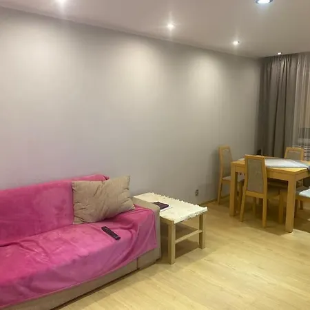 Uroczy Dwa Pokoje,3 Oddzielne Spania,las,skm, Plaza, Parking * グディニャ
