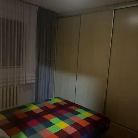 アパート Uroczy Dwa Pokoje,3 Oddzielne Spania,las,skm, Plaza, Parking *